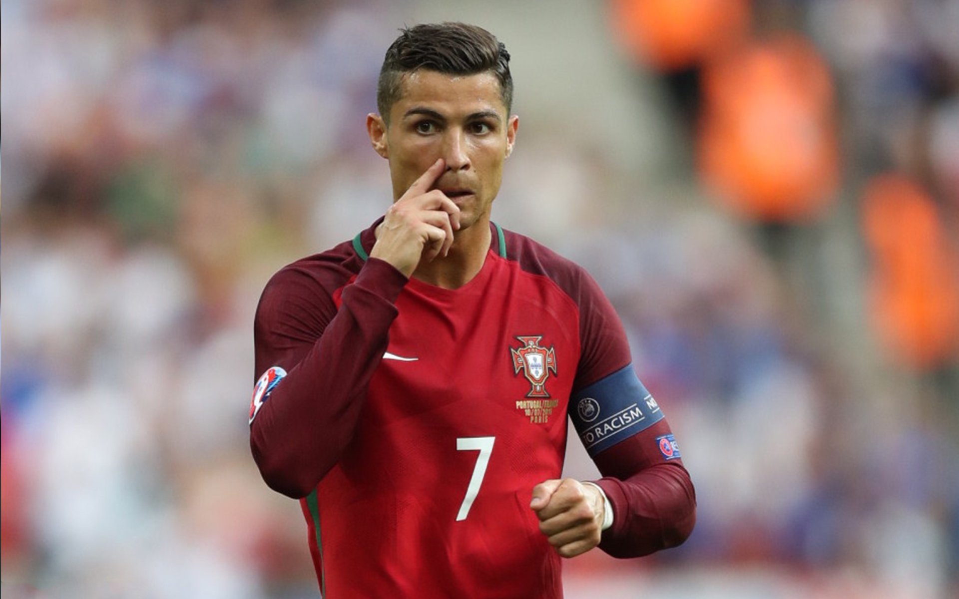 步行者三分线外制造空位进攻更加流畅，步行者三巨头