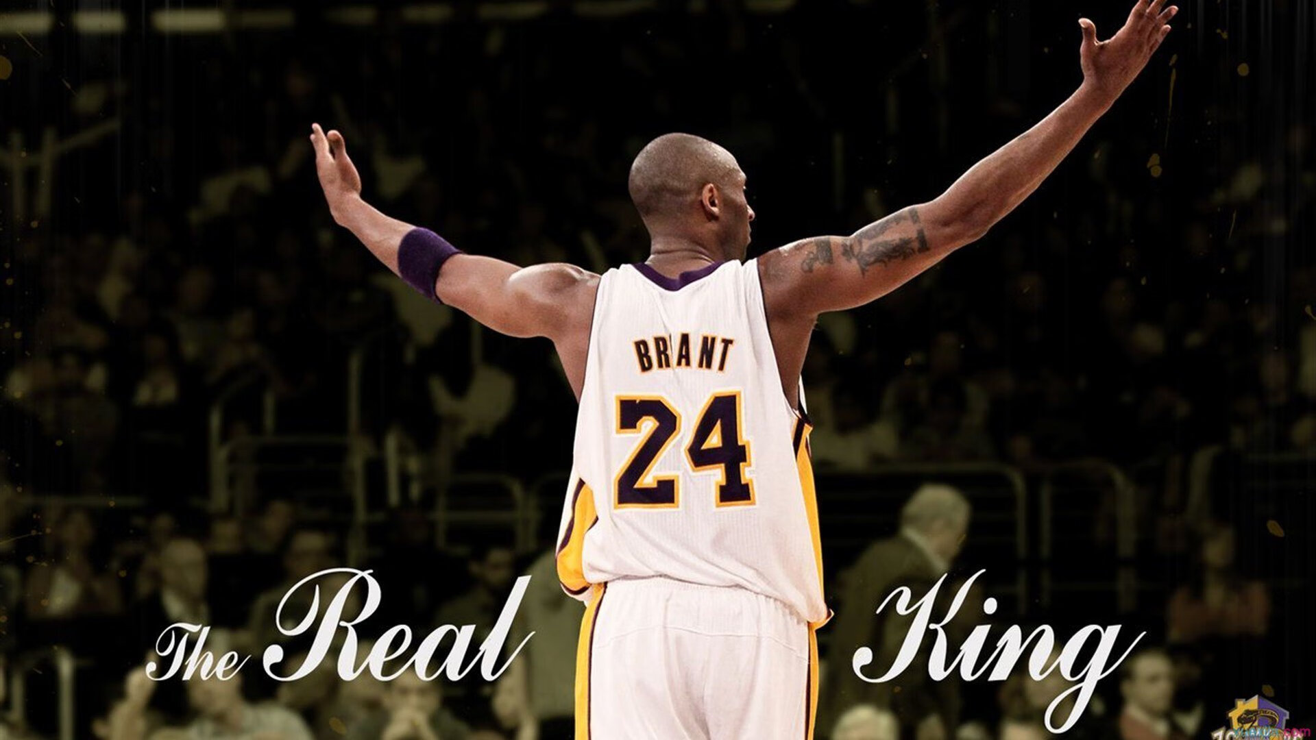 爵士勇猛,米切尔连续投中远距离三分刷新神迹!,米切尔22分全队半场18记三分 爵士灭魔